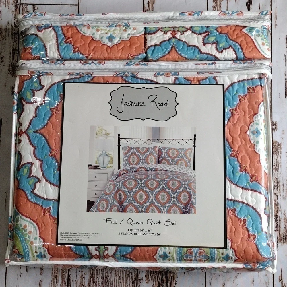 Jasmine Road‎ Full/Queen Quilt Set
